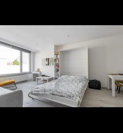 Charmante Studio Op Toplocatie Aan Meir. * אנטוורפן
